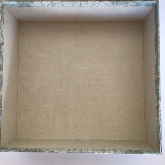 WORLD TRAVELER NESTING STORAGE BOXES SET OF THREE - Picture 14 of 14